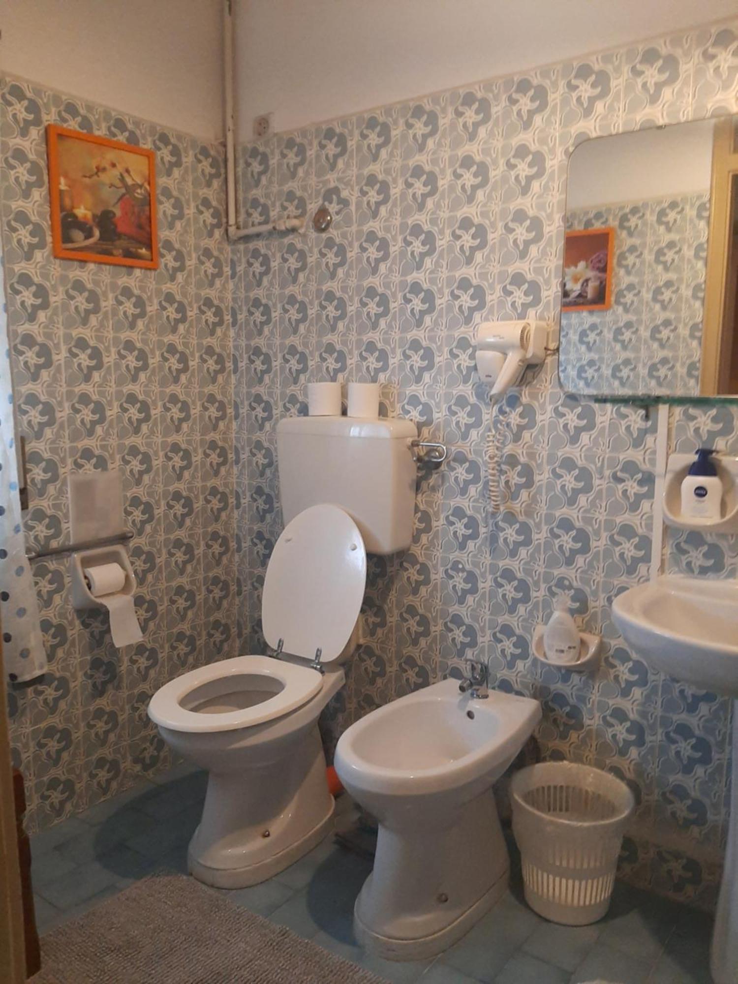 Travellers Lodge Bed & Rooms Τρεβίζο Εξωτερικό φωτογραφία