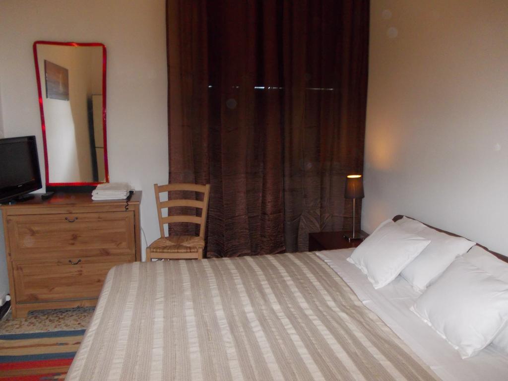 Travellers Lodge Bed & Rooms Τρεβίζο Δωμάτιο φωτογραφία